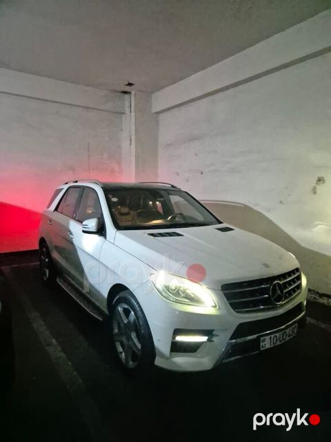 Mercedes ML 400 4MATIC, 3.0 L, 2013 il, 180 000 km