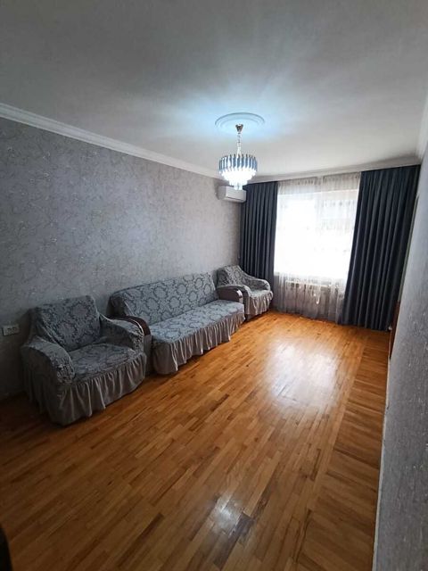 Satılır 2 otaqlı köhnə tikili 55 m² — Bakı