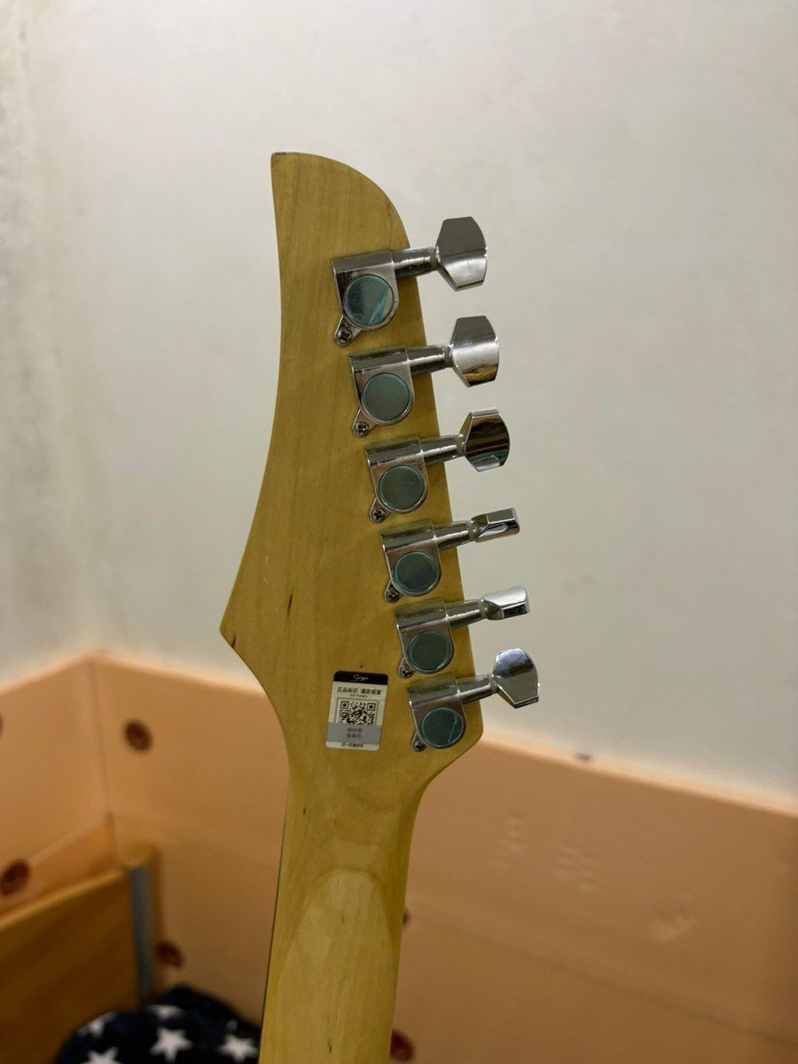 Elektro gitara — Musiqiə alətləri, Bakı (4)