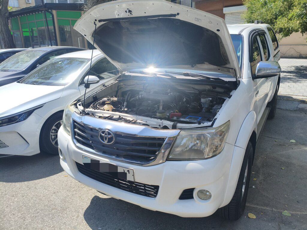 Toyota Hilux, 2.5 L, 2012 il, 400 000 km — Avtomobillər, Bakı (4)
