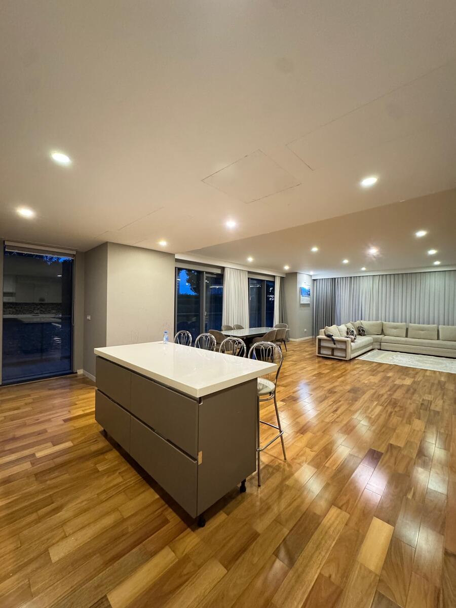 İcarəyə verilir 4 otaqlı yeni tikili 250 m² — Mənzil, Bakı (5)