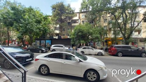 Satılır 2 otaqlı köhnə tikili 48 m²