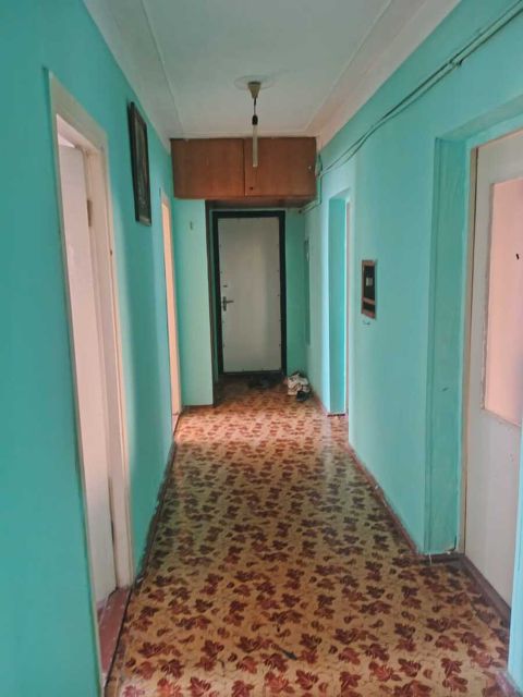Satılır 5 otaqlı köhnə tikili 110 m² — Bakı