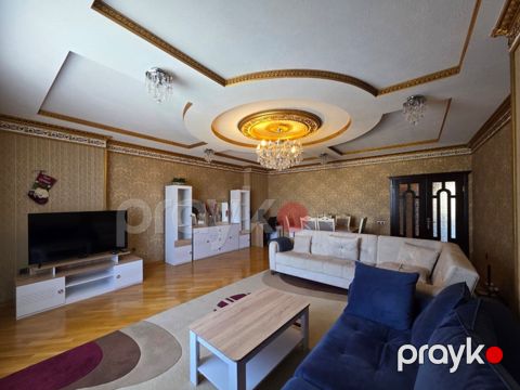 İcarəyə verilir 3 otaqlı yeni tikili 136 m²
