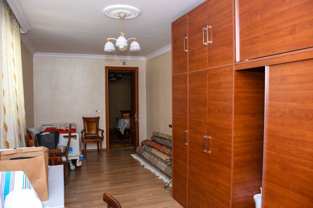 Satılır 7 otaqlı həyət evi/bağ evi 185 m² — Ev, villa, Bakı (12)