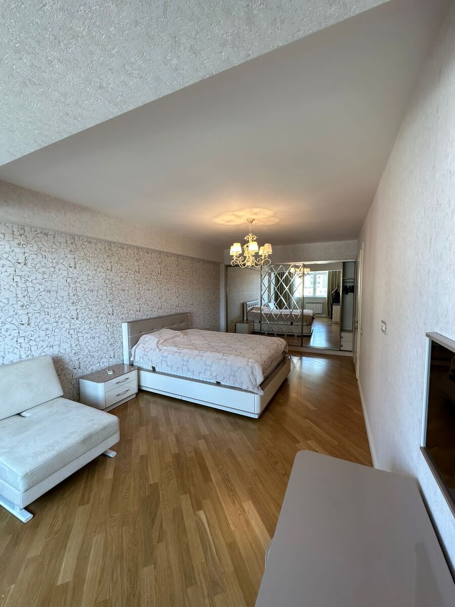 İcarəyə verilir 2 otaqlı köhnə tikili 100 m² — Mənzil, Bakı (6)