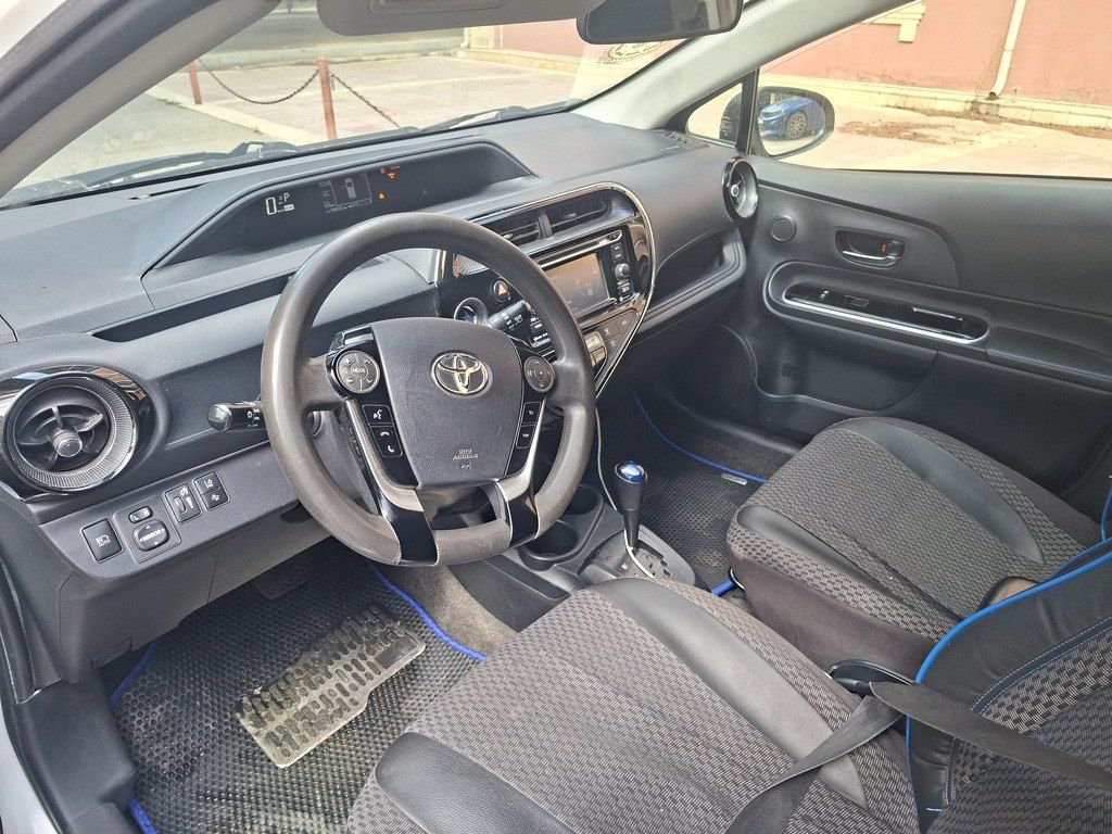 Toyota Prius C, 1.5 L, 6.5 kWh, 2018 il, 222 000 km — Avtomobillər, Bakı (3)