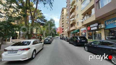 Satılır 3 otaqlı köhnə tikili 75 m²