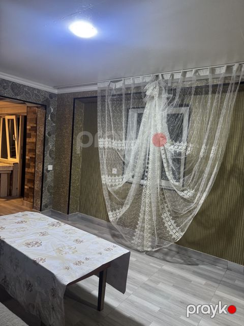 İcarəyə verilir 2 otaqlı həyət evi/bağ evi 80 m²