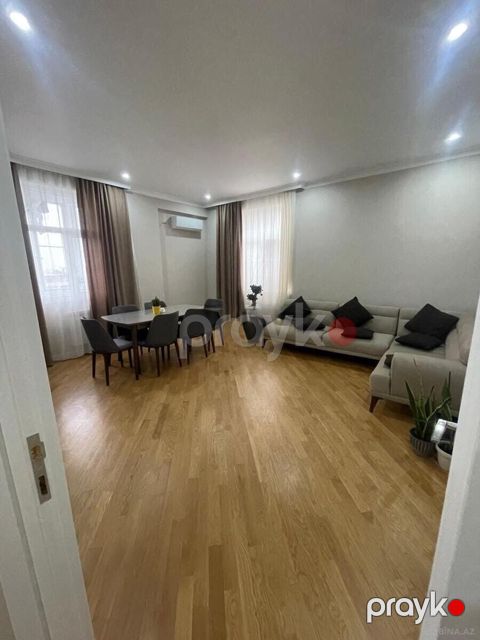 İcarəyə verilir 3 otaqlı yeni tikili 145 m²