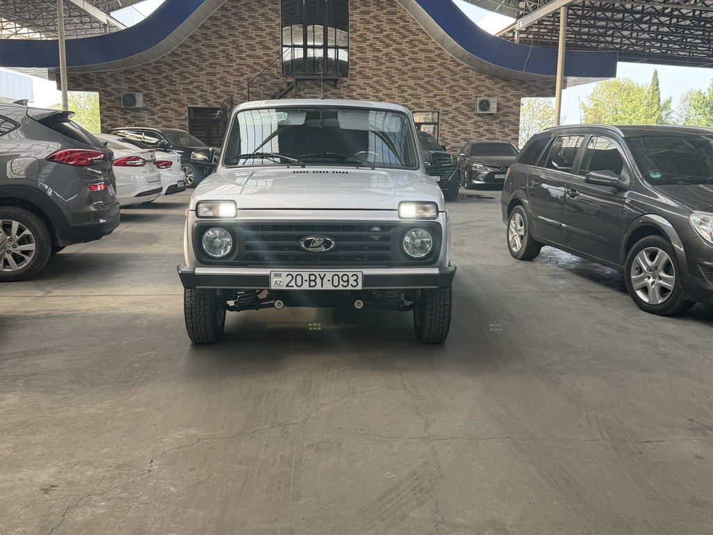 Lada (VAZ) Niva, 1.7 L, 2026 il, 5 200 km — Avtomobillər, Gəncə (3)