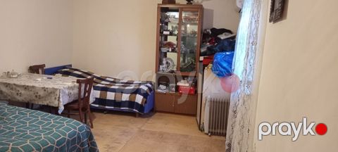 Satılır 1 otaqlı həyət evi/bağ evi 32 m²
