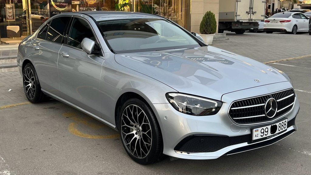 Mercedes E 300 e 4MATIC, 2.0 L, 13.5 kWh, 2022 il, 60 000 km — Avtomobillər, Bakı (3)