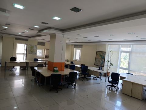 İcarəyə verilir 8 otaqlı ofis 320 m² — Bakı