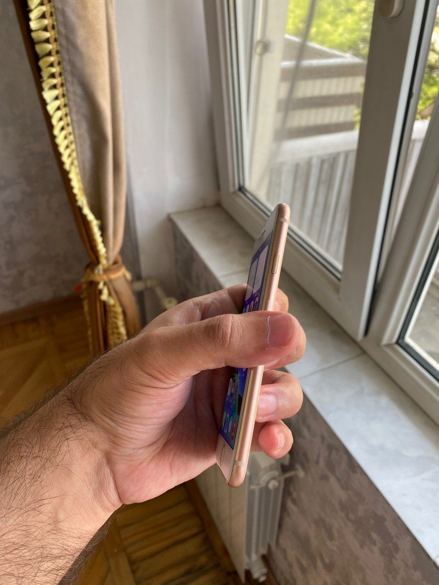 Apple iPhone 8 Gold 64GB — Smartfonlar, Bakı (7)