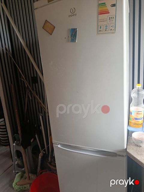 Indesit iki kameralı soyuducu - Brend/model: Indesit (etiketdə “Nbsı — Bakı