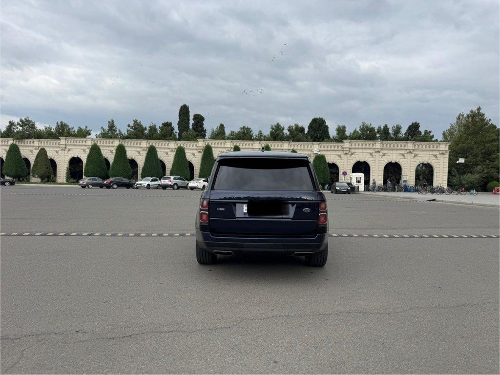 Land Rover Range Rover, 3.0 L, 2018 il, 113 000 km — Avtomobillər, Gəncə (2)