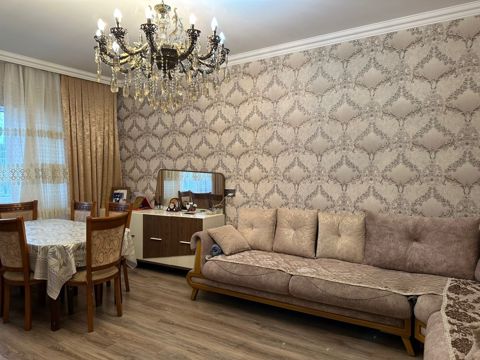 Satılır 3 otaqlı köhnə tikili 80 m² — Bakı