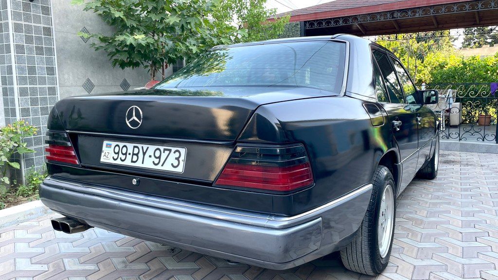 Mercedes 230 E, 2.3 L, 1993 il, 400 000 km — Avtomobillər, Bakı (6)