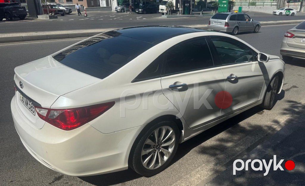 Hyundai Sonata, 2.4 L, 2010 il, 260 000 km — Avtomobillər, Bakı (7)