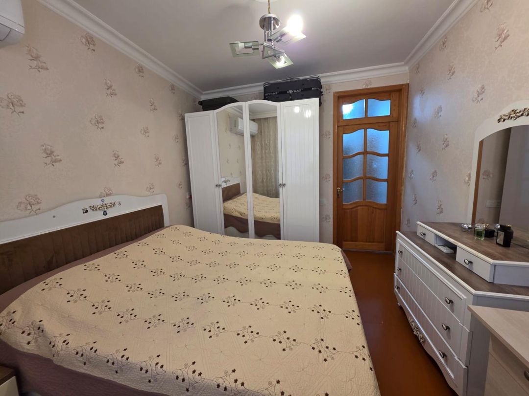 Satılır 2 otaqlı köhnə tikili 65 m² — Mənzil, Bakı (2)