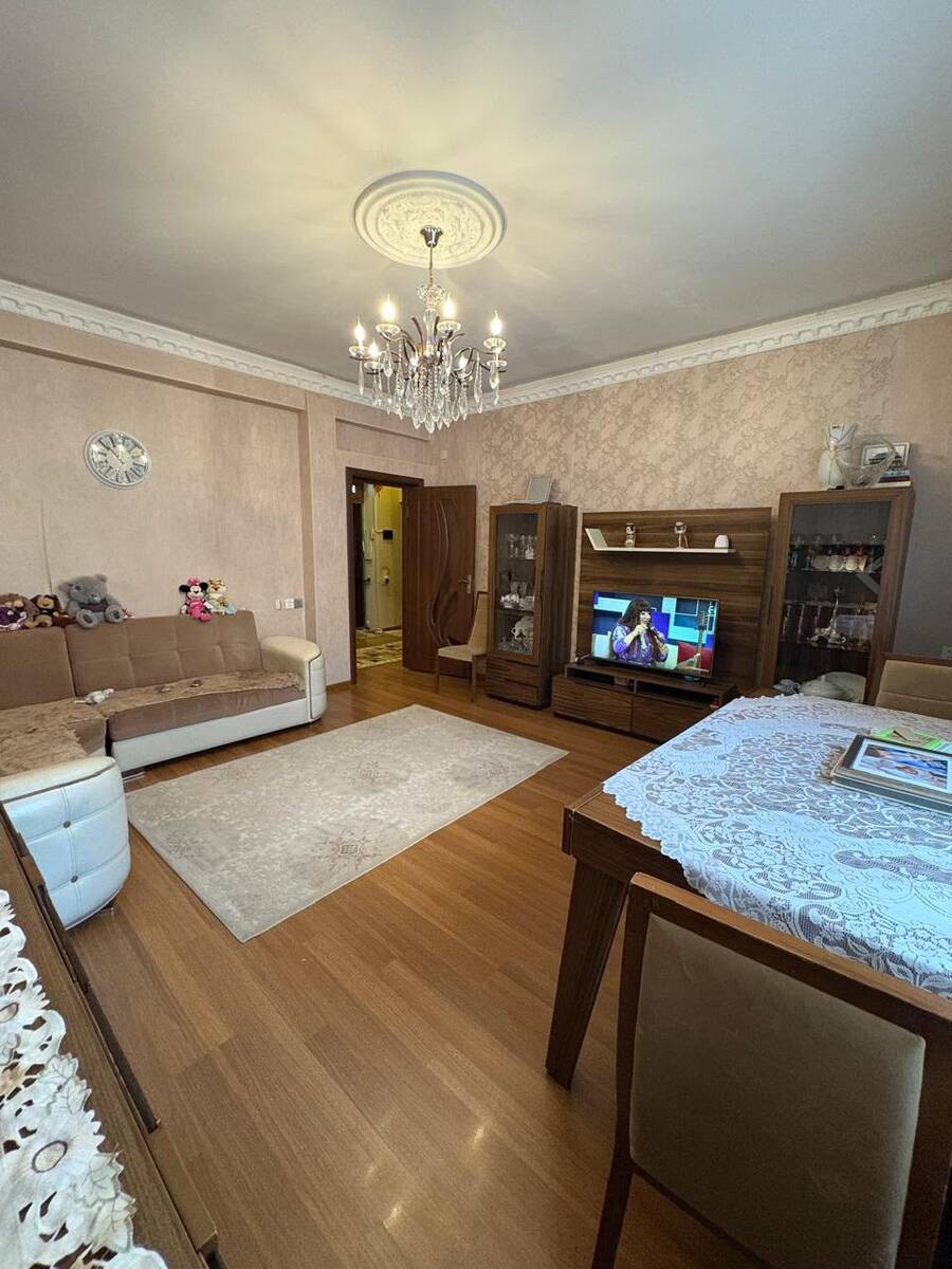 Satılır 2 otaqlı köhnə tikili 70 m² — Mənzil, Bakı (2)