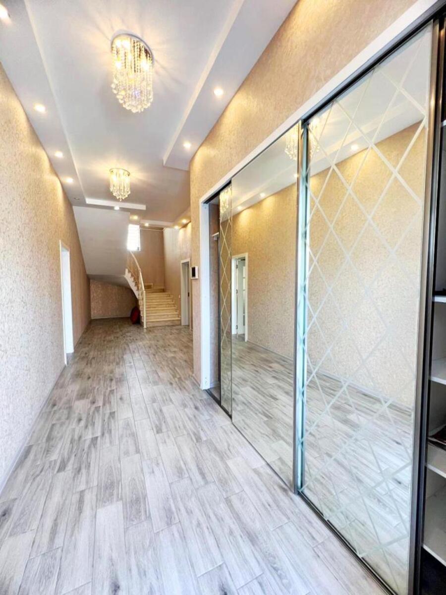 Satılır 5 otaqlı həyət evi/bağ evi 220 m² — Ev, villa, Bakı (7)