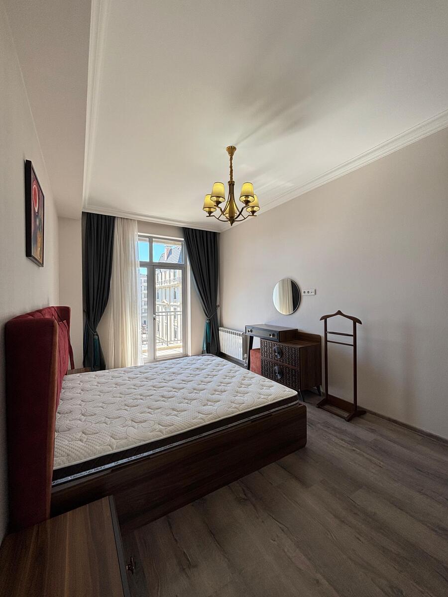 İcarəyə verilir 4 otaqlı yeni tikili 210 m² — Mənzil, Bakı (10)