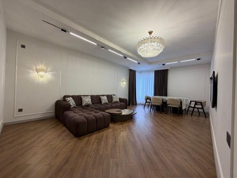 İcarəyə verilir 3 otaqlı yeni tikili 110 m² — Bakı
