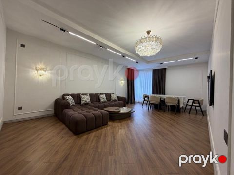 İcarəyə verilir 3 otaqlı yeni tikili 110 m²
