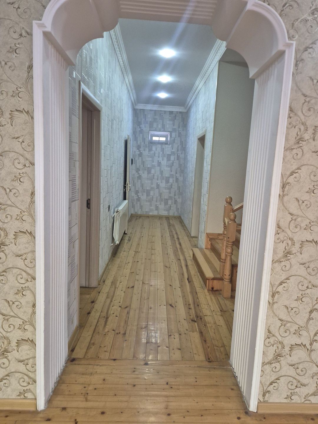 Satılır 8 otaqlı həyət evi/bağ evi 250 m² — Ev, villa, Bakı (3)