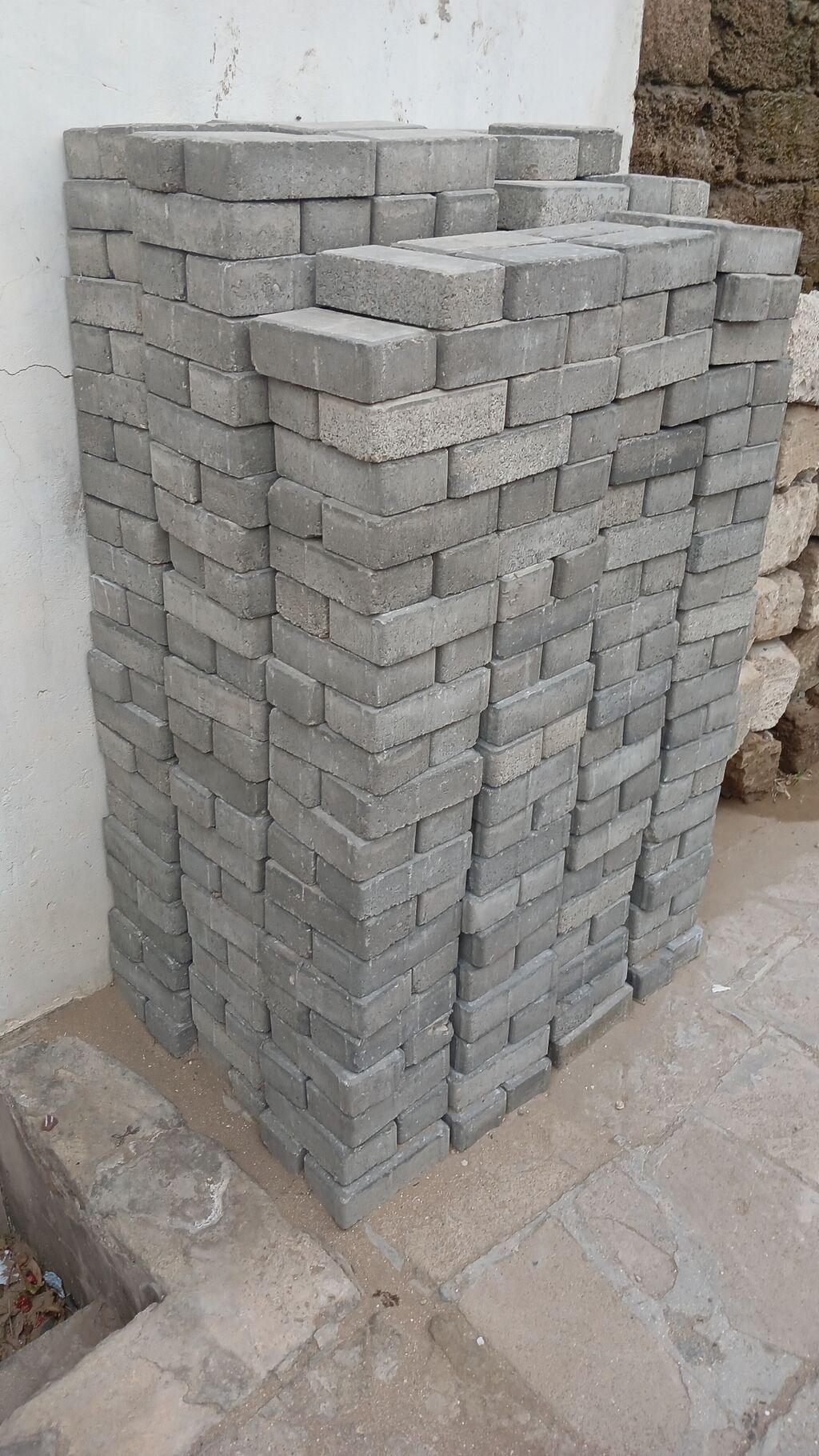 Məhsul: Beton səki daşı (klinker tipli düzforma) - Material: Yüksək — Təmir və inşaat, Digah (3)