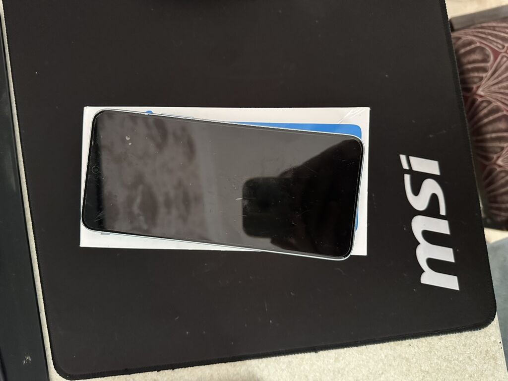 Honor X9c, Sənədlərlə — Honor, Bakı (4)