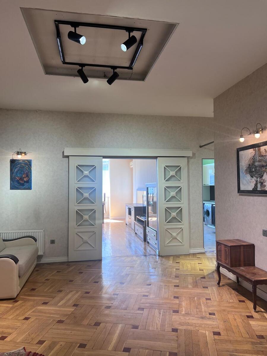 İcarəyə verilir 2 otaqlı yeni tikili 125 m² — Mənzil, Bakı (10)