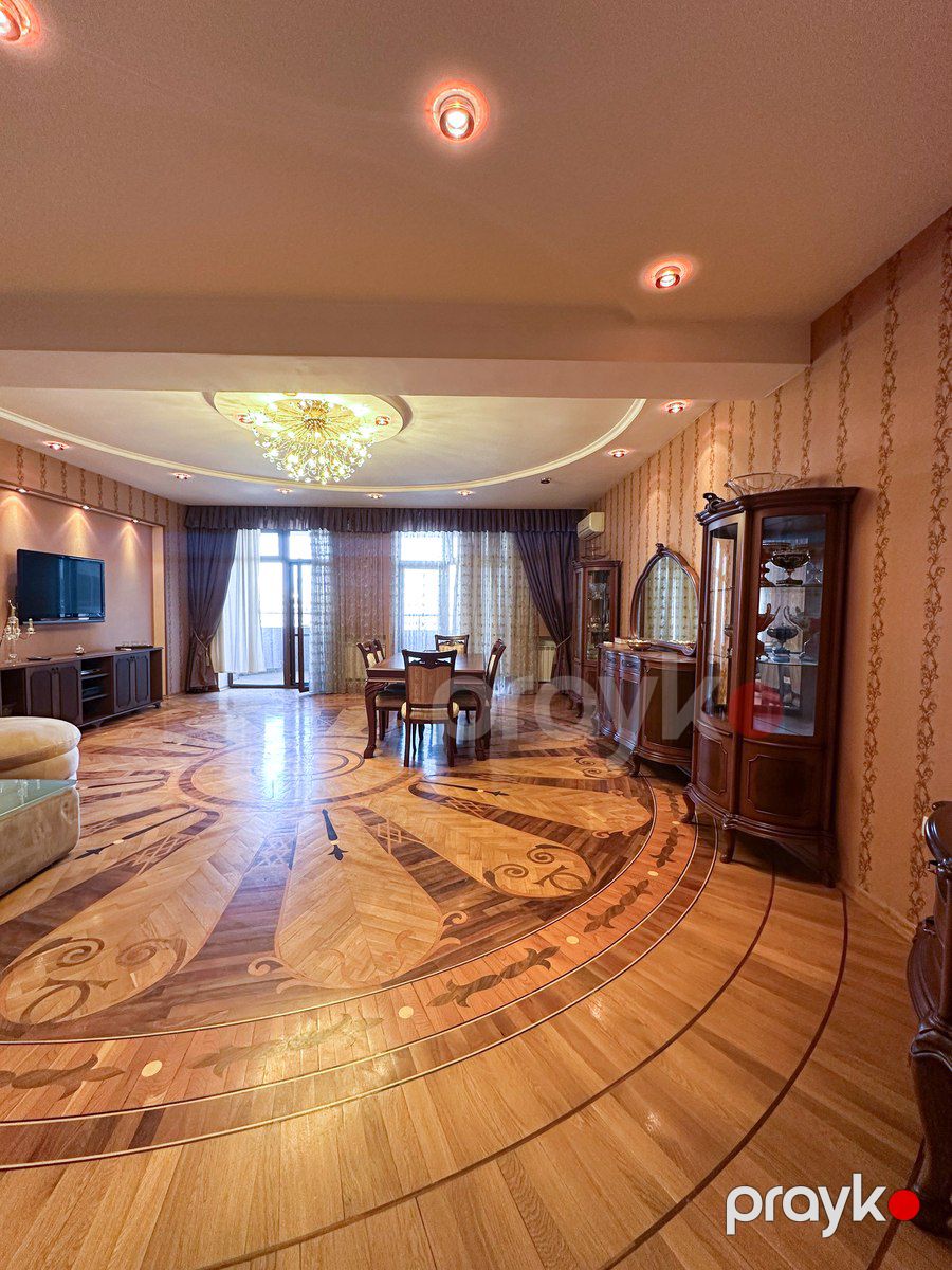 Satılır 3 otaqlı yeni tikili 175 m² — Mənzil, Bakı (2)