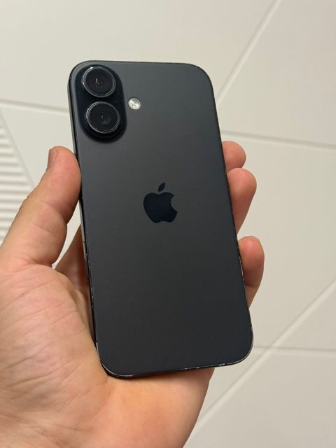 Apple iPhone 16 Black 128GB/8GB — Bakı