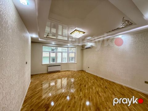 Satılır 3 otaqlı yeni tikili 122 m²