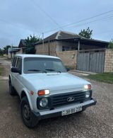 Lada (VAZ) Niva, 1.7 L, 2011 il, 183 700 km — Cars