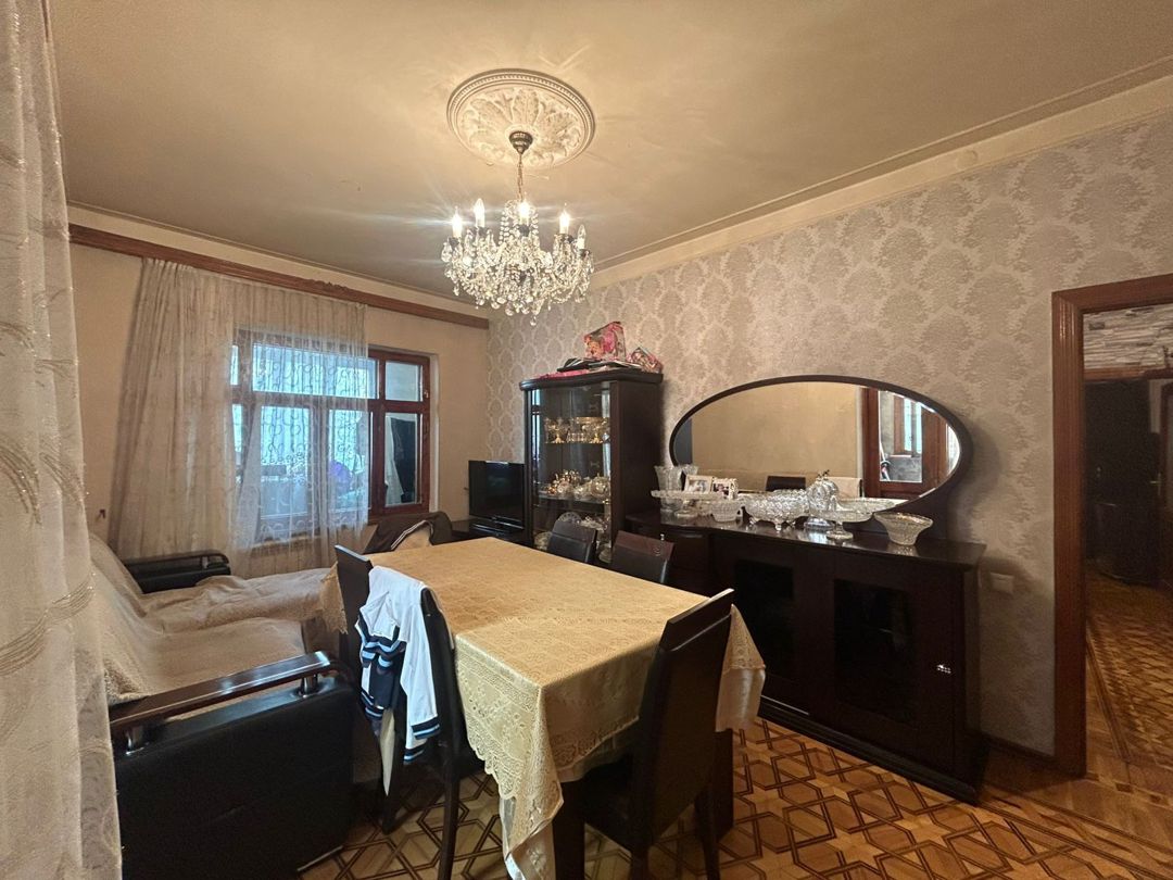 Satılır 4 otaqlı köhnə tikili 115 m² — Mənzil, Bakı (3)