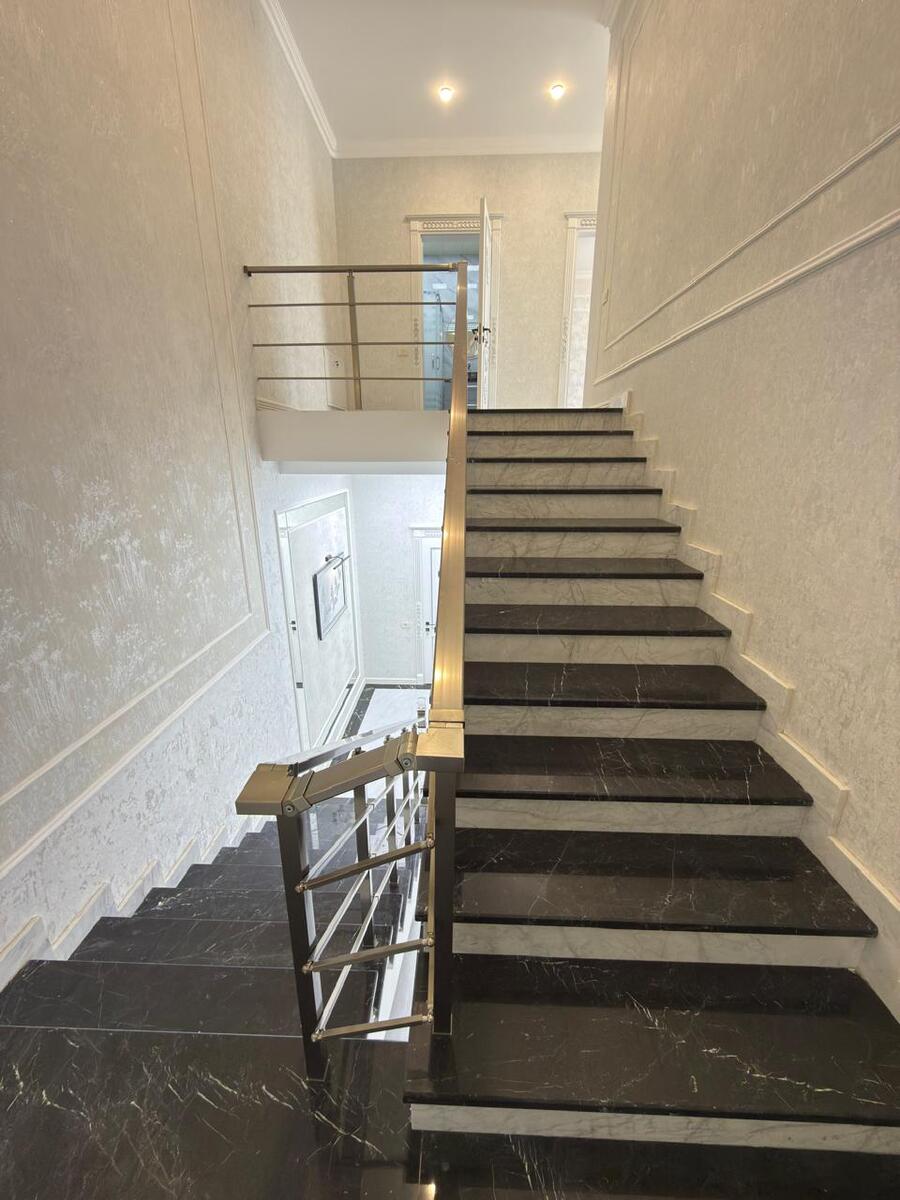 Satılır 5 otaqlı həyət evi/bağ evi 270 m² — Ev, villa, Bakı (9)