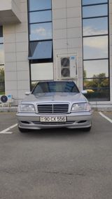Mercedes C 200, 2.0 L, 1997 il, 339 000 km — Cars