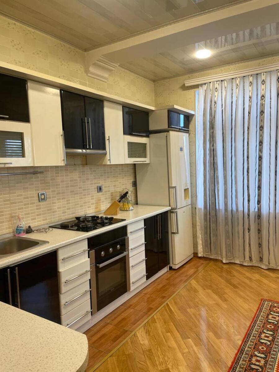 İcarəyə verilir 3 otaqlı yeni tikili 130 m² — Mənzil, Bakı (9)