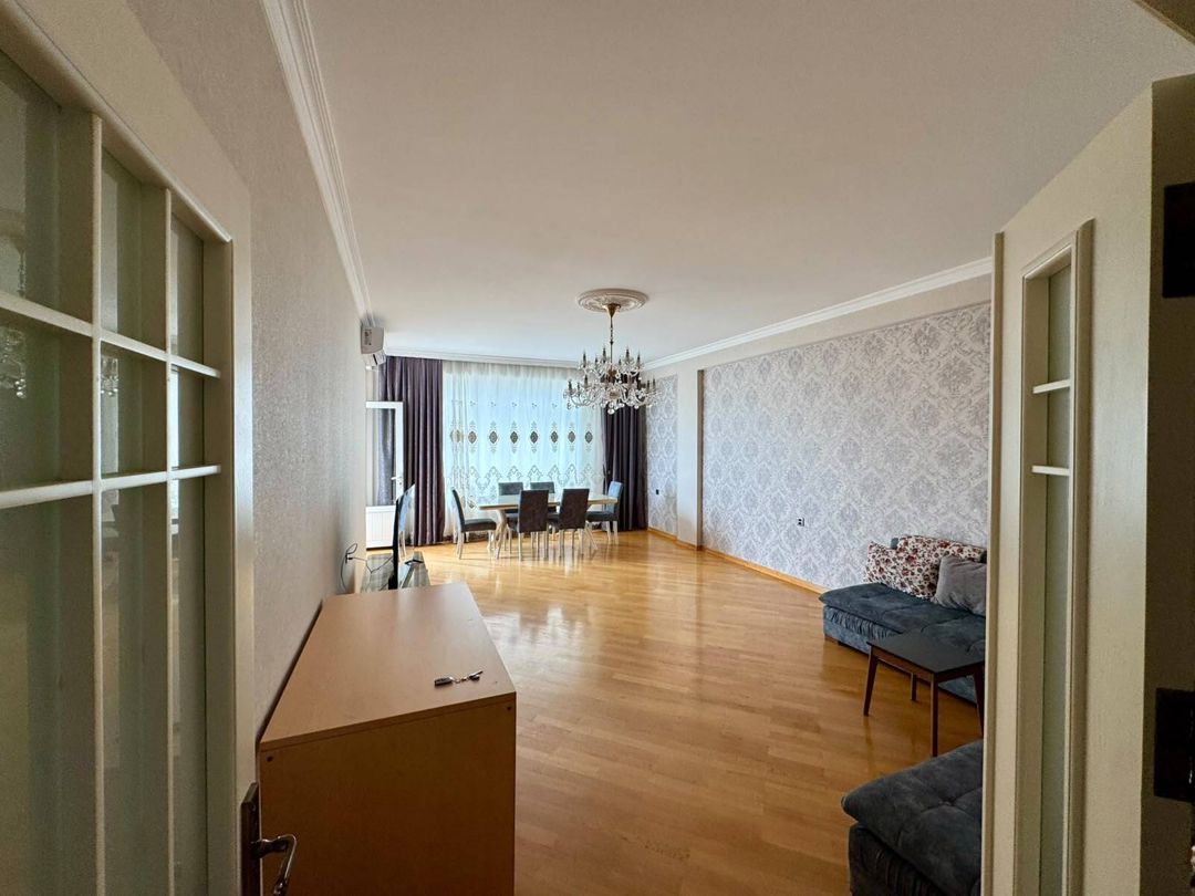 İcarəyə verilir 3 otaqlı yeni tikili 131 m² — Mənzil, Bakı (3)