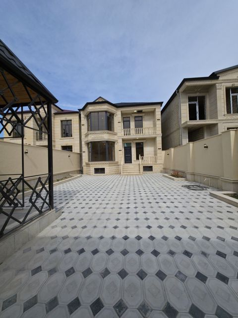Satılır 6 otaqlı həyət evi/bağ evi 270 m² — Bakı