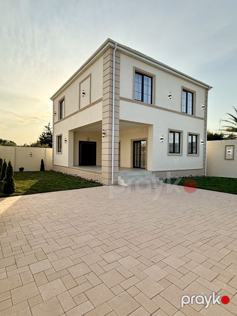Satılır 5 otaqlı həyət evi/bağ evi 220 m² — Bakı