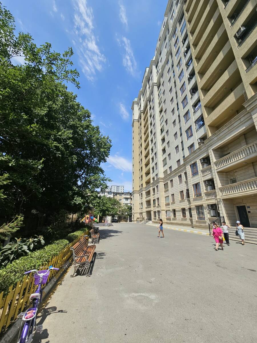 Satılır 3 otaqlı yeni tikili 77 m² — Mənzil, Bakı
