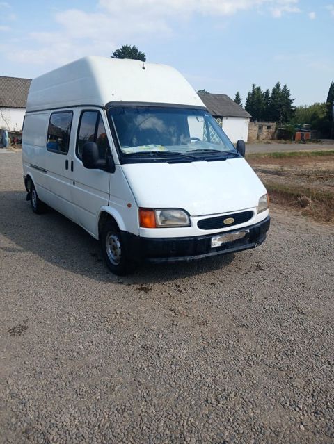 Ford Transit: 2.5 l 1997 il 250000 km Van/Minivan — Göytəpə