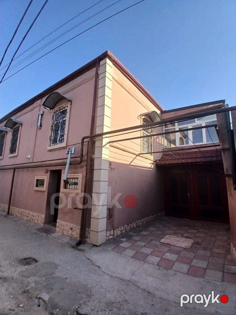 İcarəyə verilir 2 otaqlı həyət evi/bağ evi 58 m²