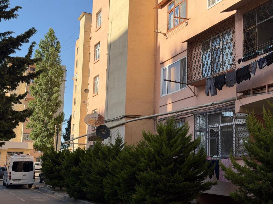 Satılır 1 otaqlı köhnə tikili 40 m² — Mənzil, Bakı (11)