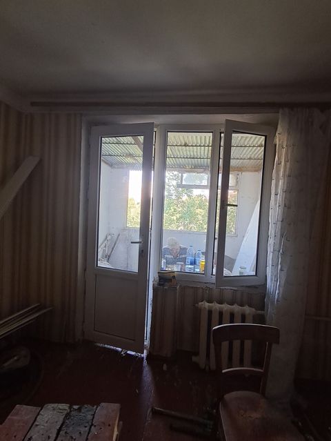 PVC balkon qapısı və pəncərə bloku - Material: ağ PVC profil — Bakı